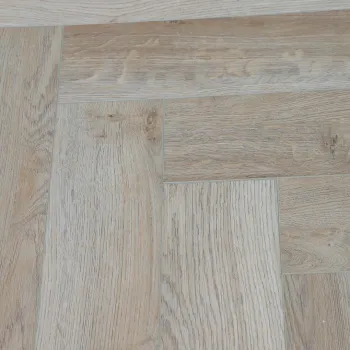 Каменно-полимерный пол SPC Amadei Delight (Ёлка Английская) Дуб Таранто D1938